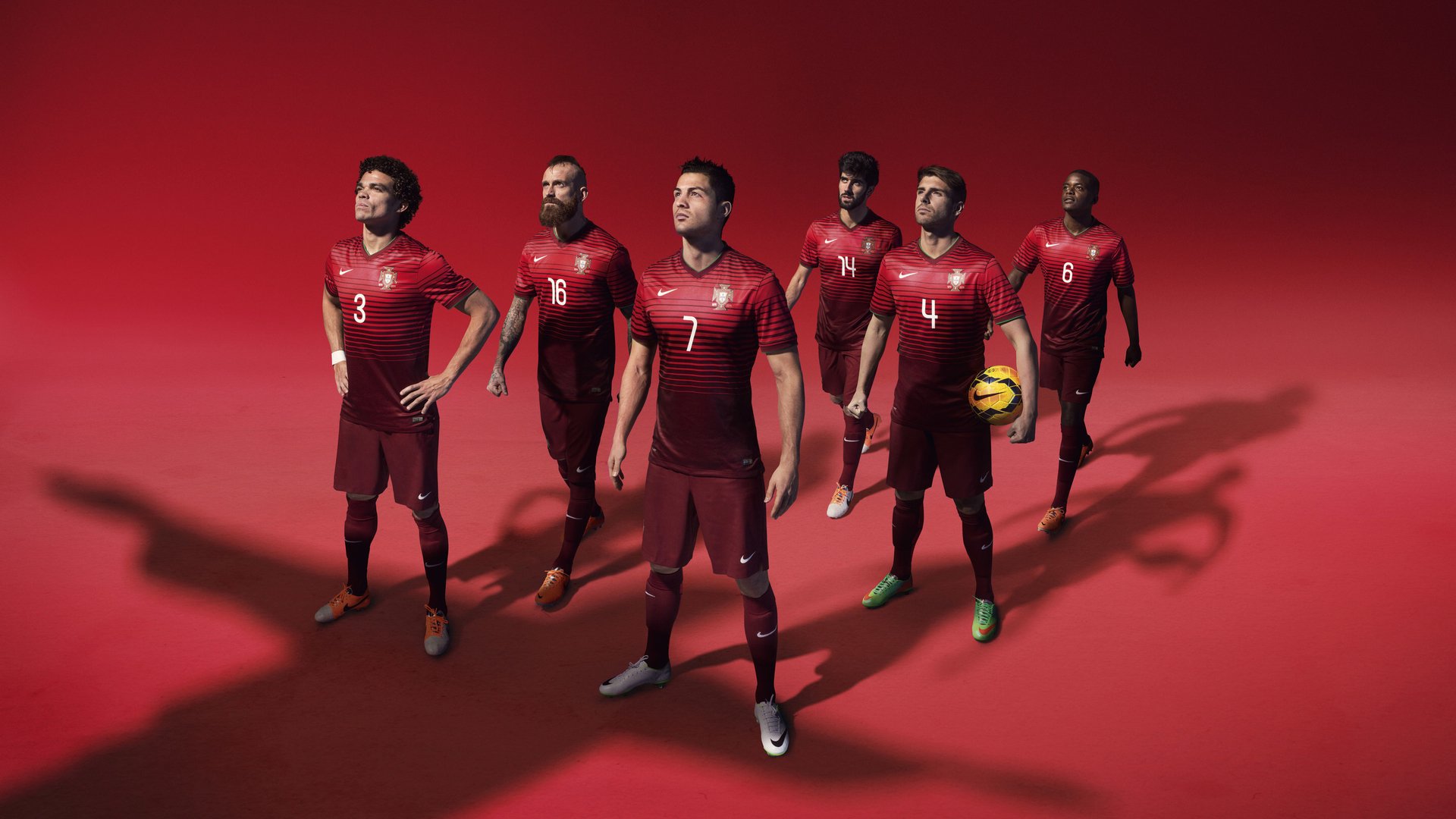 “热刺反击猛烈，阿仙奴防线挑战升级”