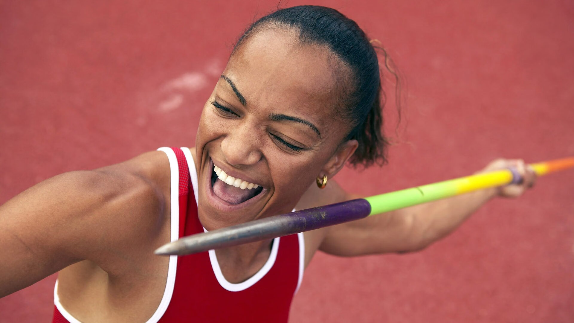 “羽毛球赛场：简阳文体中心迎来世界冠军角逐”