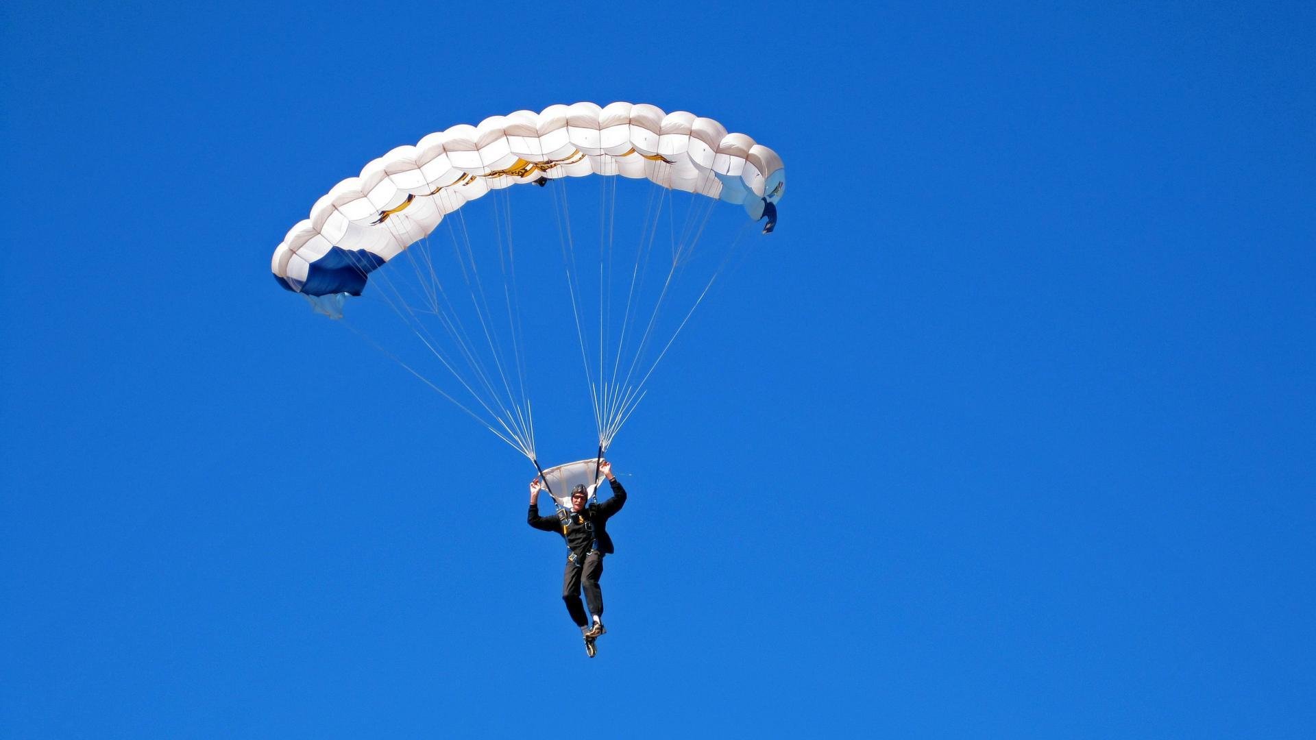 战队短纪录片上线展现台前幕后故事，战队怎么写的短视频